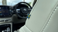 Volvo XC40 2.0 B3P Ultra Dark 5dr Auto Petrol Estate